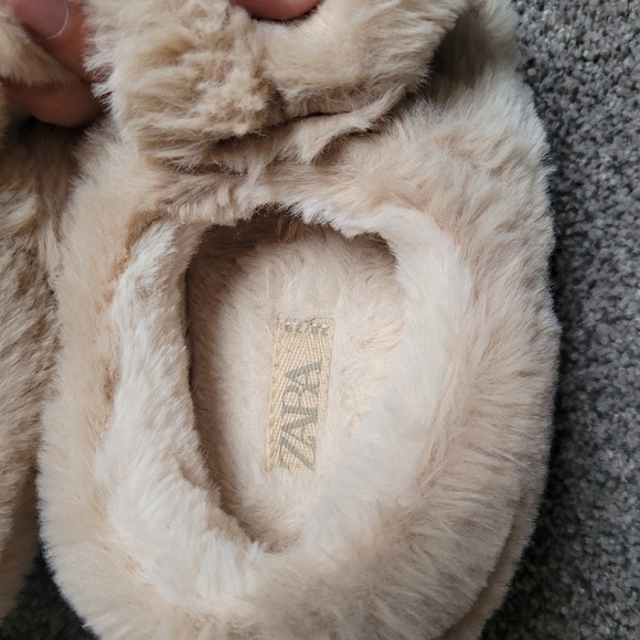 Zara kids slippers 28/29 - Picture 3 of 4